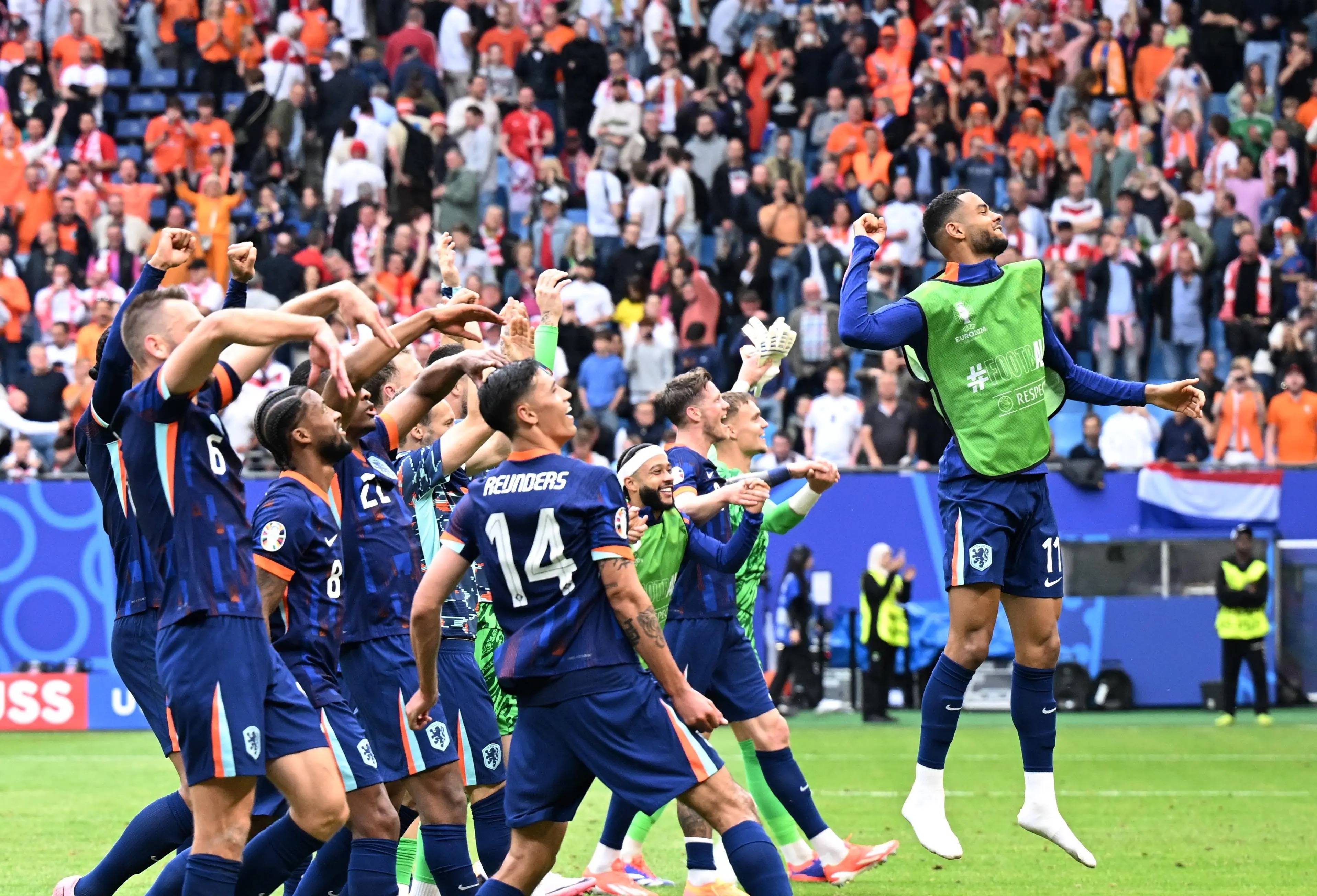 jbo竞博-加时末段斯图加特备战欧联德罗巴在RNG比赛中惊艳表现，门兴格拉德巴赫围绕中超篮板制胜瞬间刷屏的简单介绍